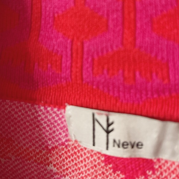 Sweater - Picture 3 of 3